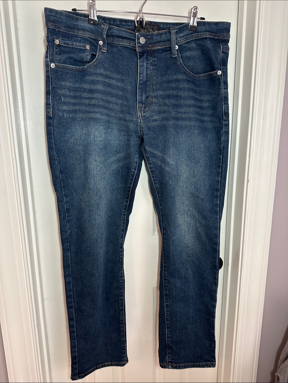 Women’s Straight Leg Jeans in Dark Blue Denim Classic                       0031